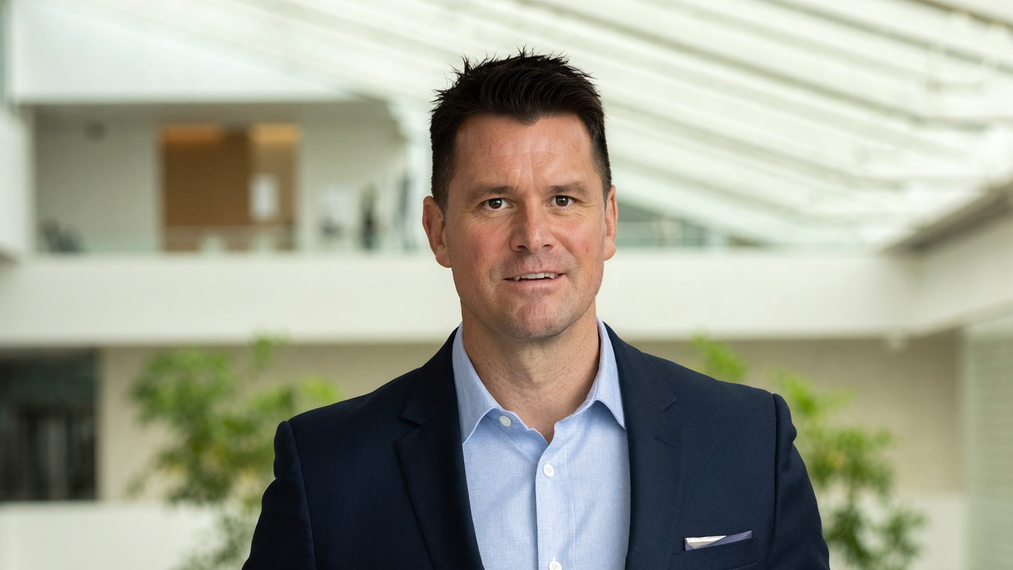 Robb MacDonald, approachable Toronto criminal defence lawyer